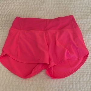 Speed Up shorts lululemon size 4 tall